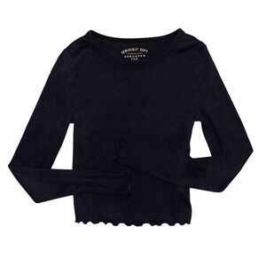 Black basic long sleeve